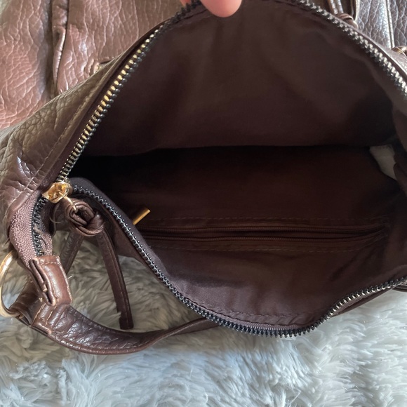 Warehouse one brown crossbody handbag. - Picture 3 of 4
